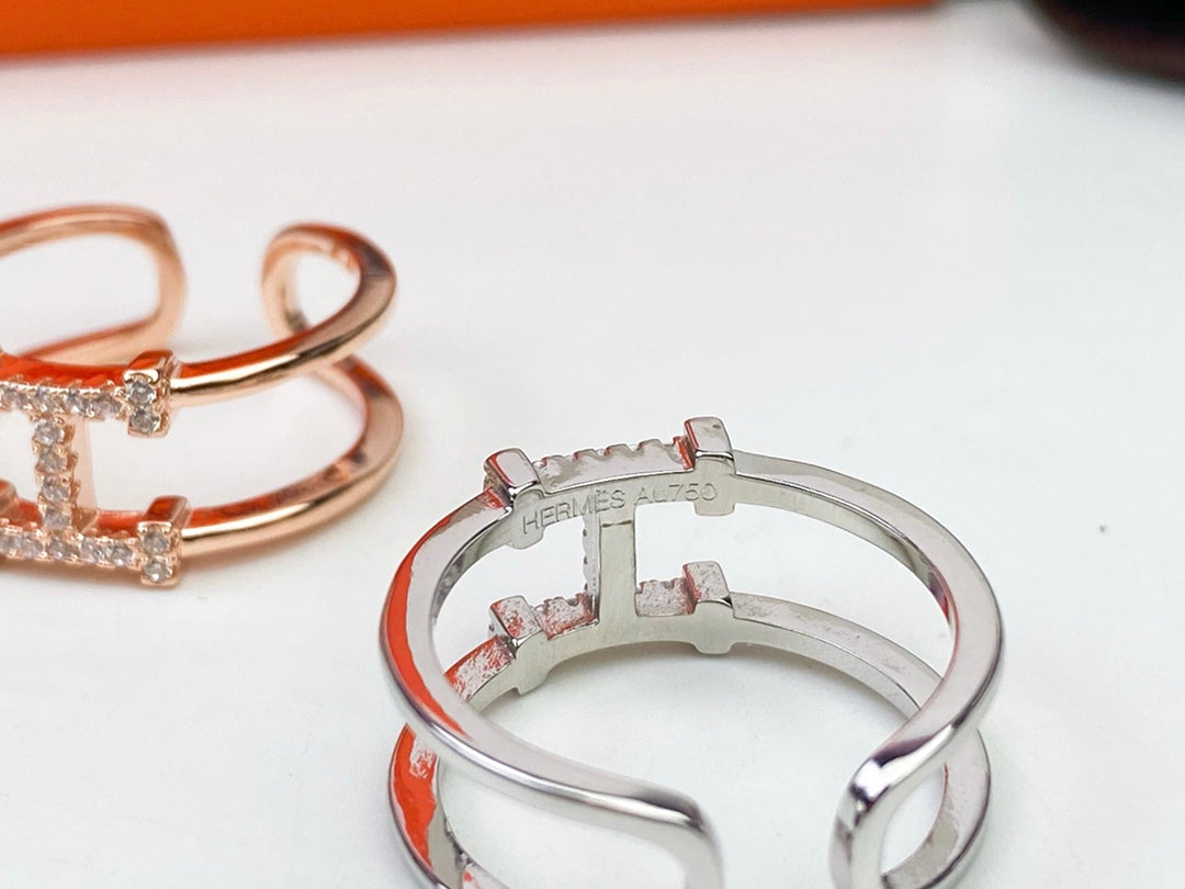 18K Ever Chaine D'ancre Hermès Ring