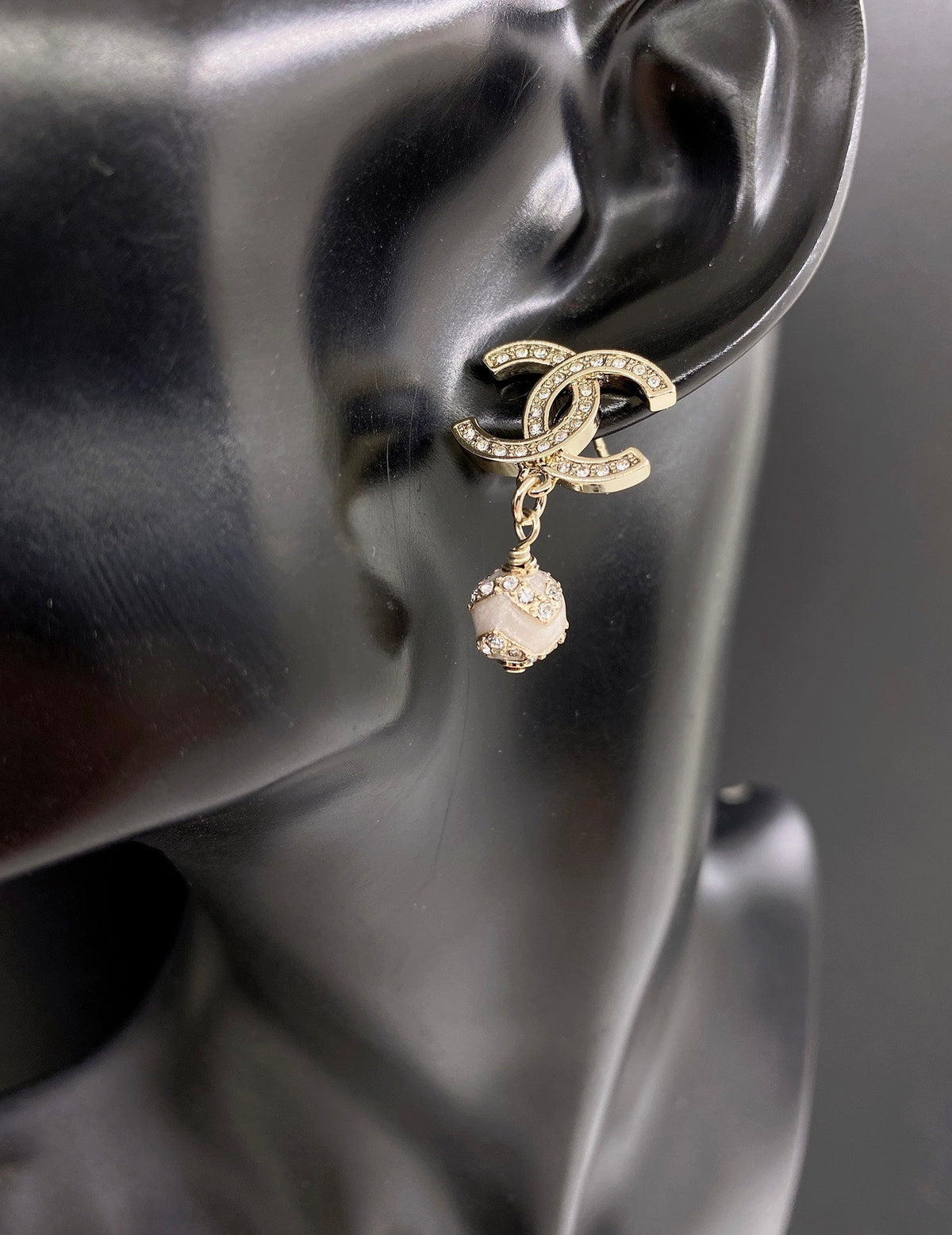 18K Chanel Pearl Pendant Earrings