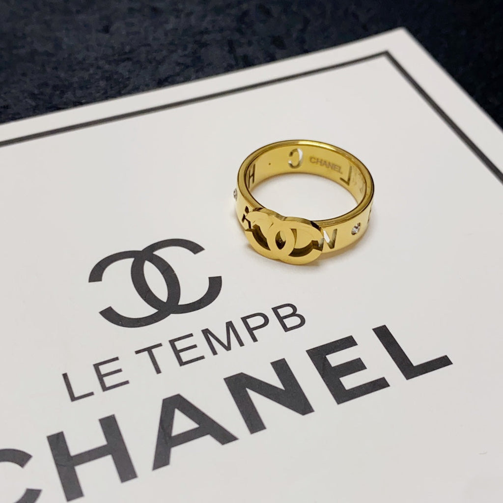18K Chanel Yellow Gold Ring