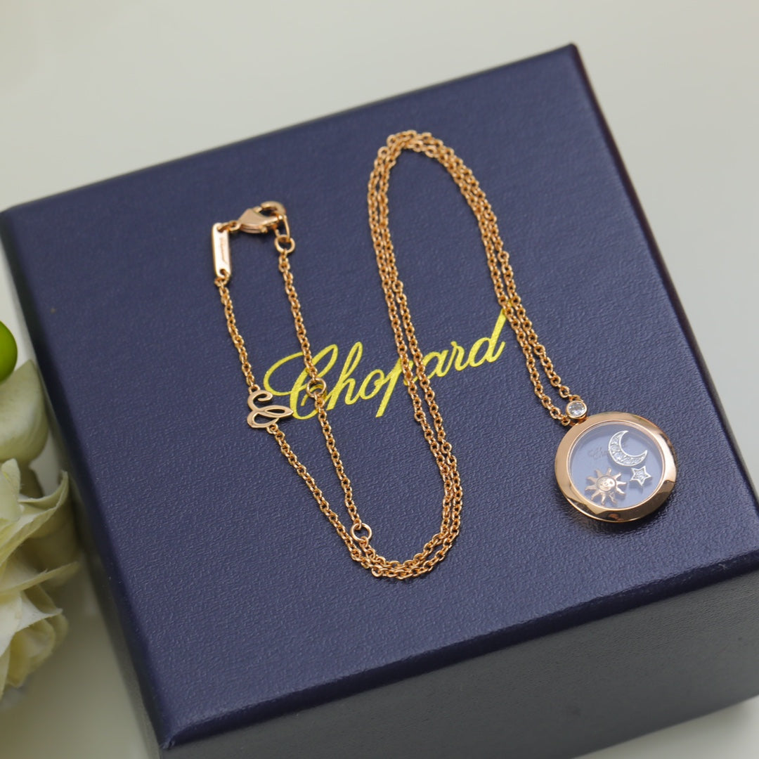 18K Chopard Happy Diamonds Pendant Necklace