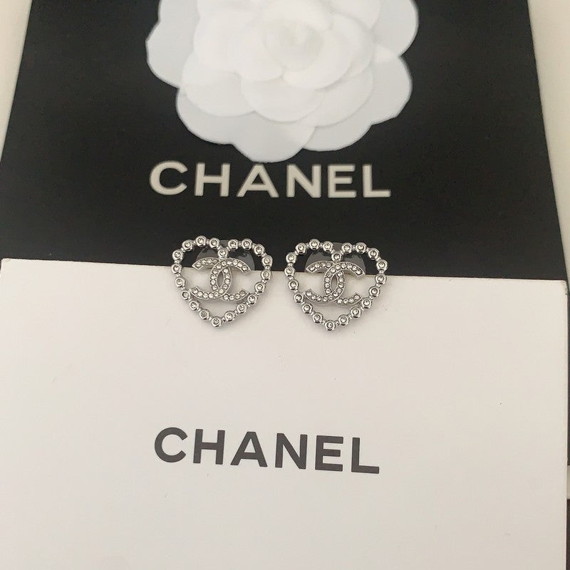 18K Chanel Black Heart Diamond Earrings