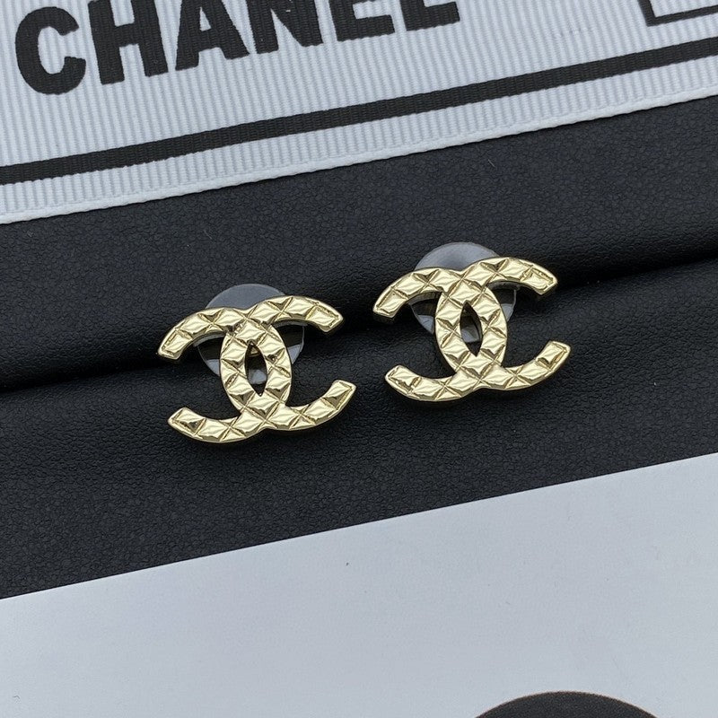 18K Chanel Classic Earrings
