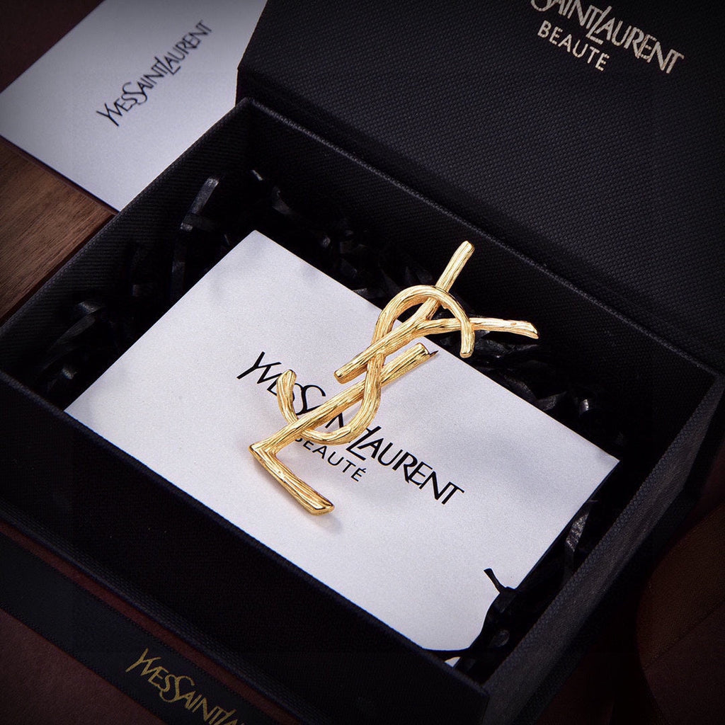 18K Saint Laurent YSL Vintage Brooch