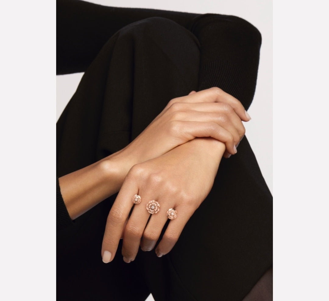 18K Chanel Extrait De Cam¨¦lia Transformable Ring
