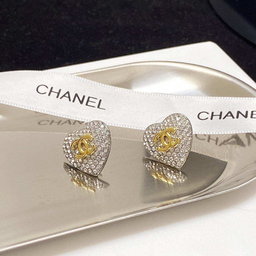 18K Chanel Heart Diamonds Earrings