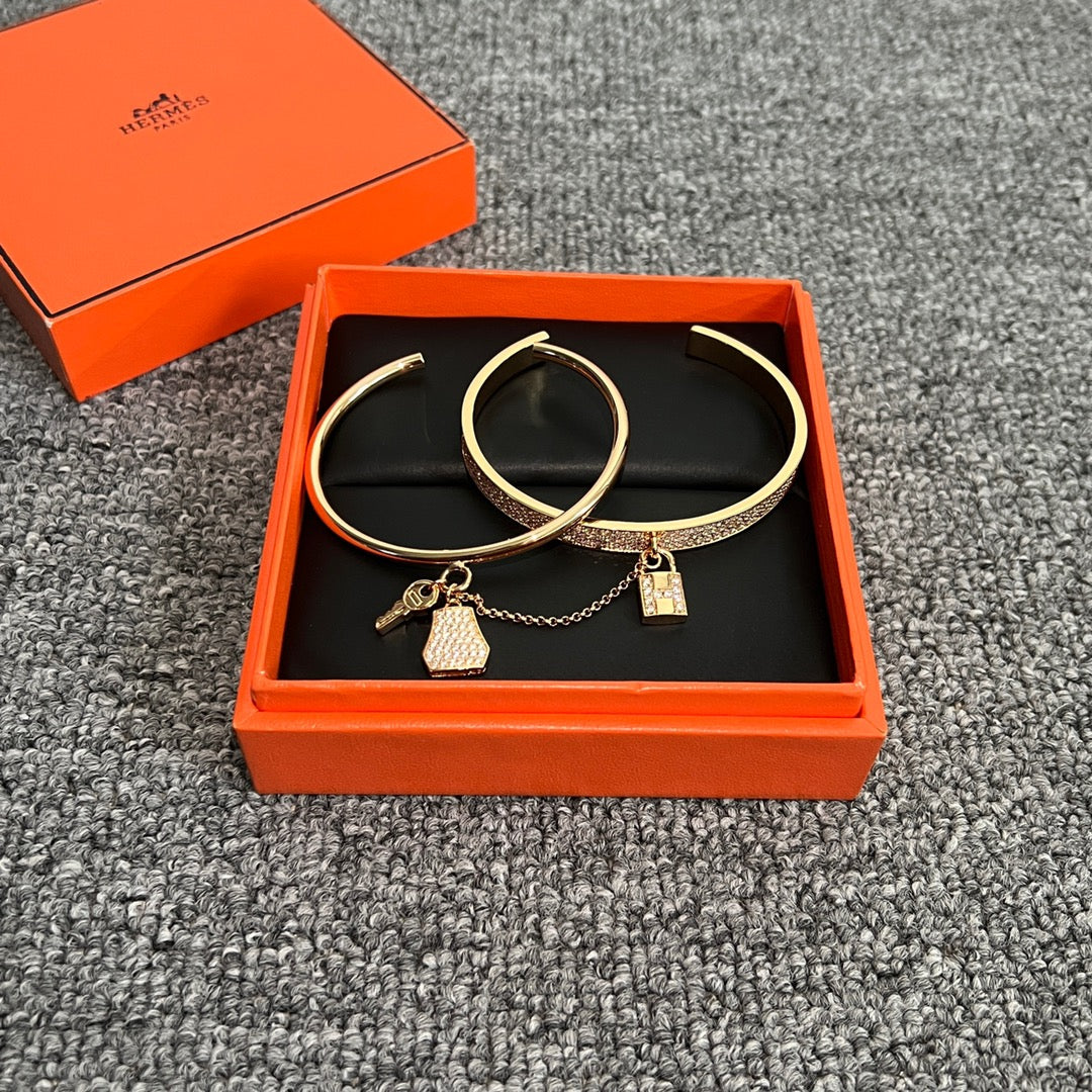 18K Kelly Clochette Diamonds Hermès Bracelet
