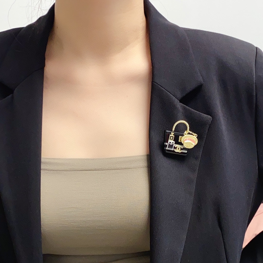 18K Chanel Bag Brooch