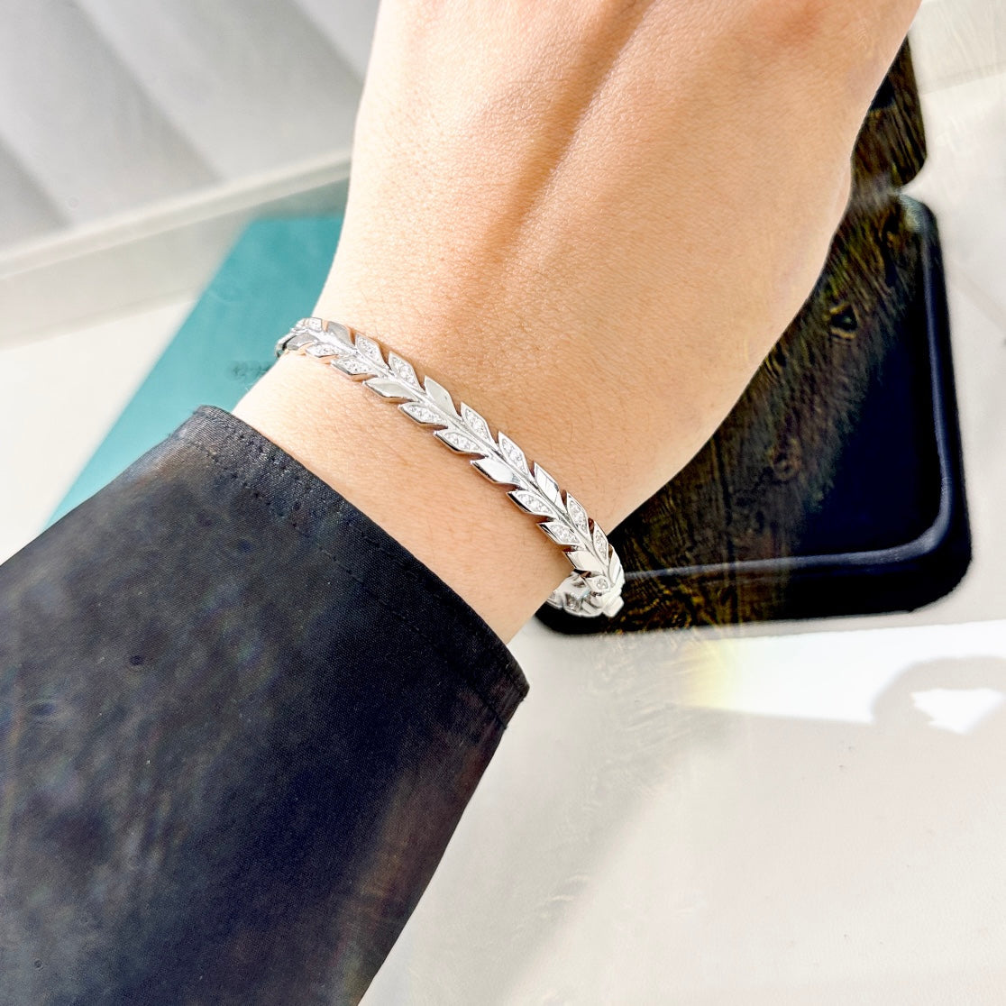 18K Tiffany & Co. Victoria Vine Diamonds Bracelet
