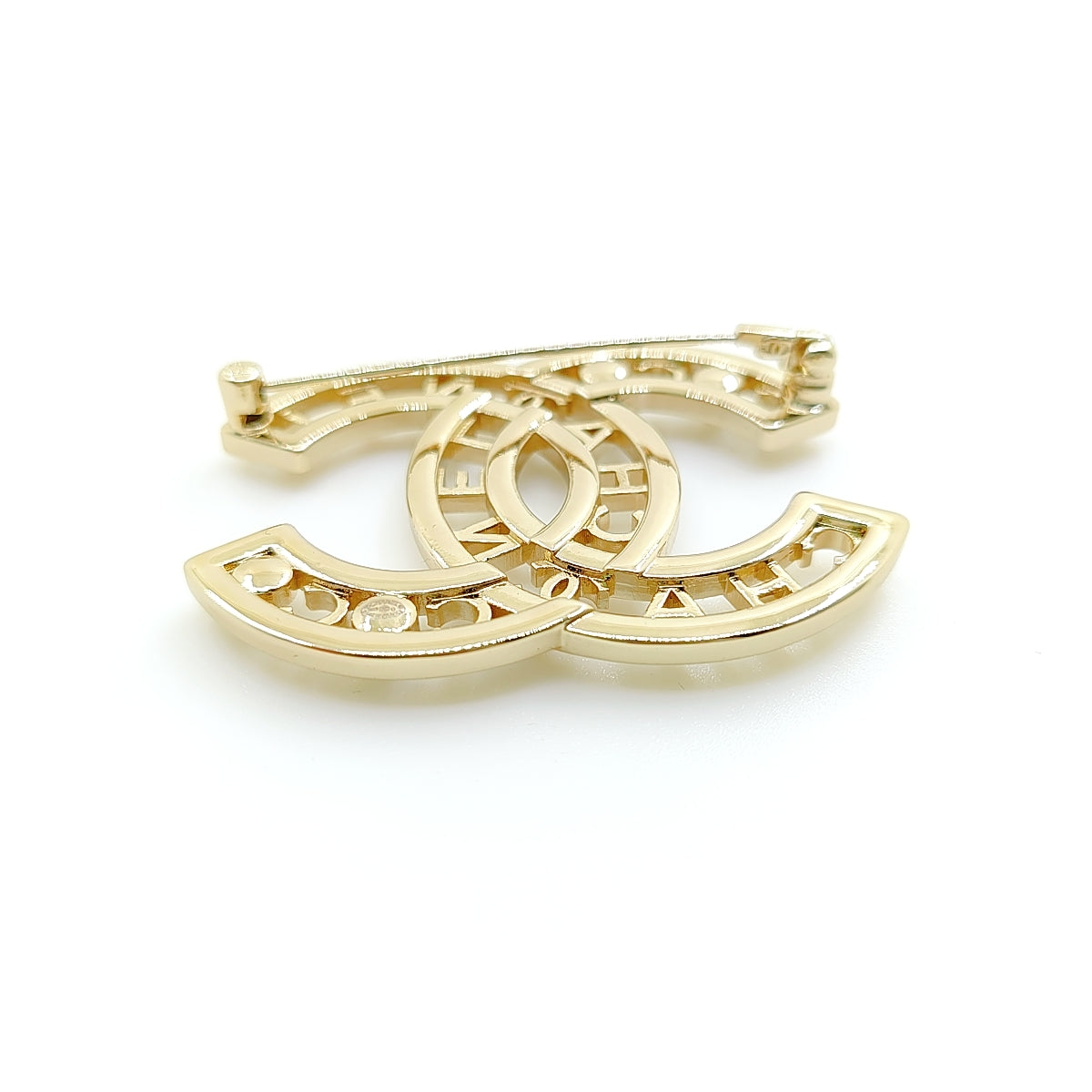 18K Chanel Script Diamonds Brooch