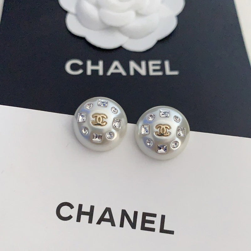 18K Chanel Pearl Round Crystal Earrings