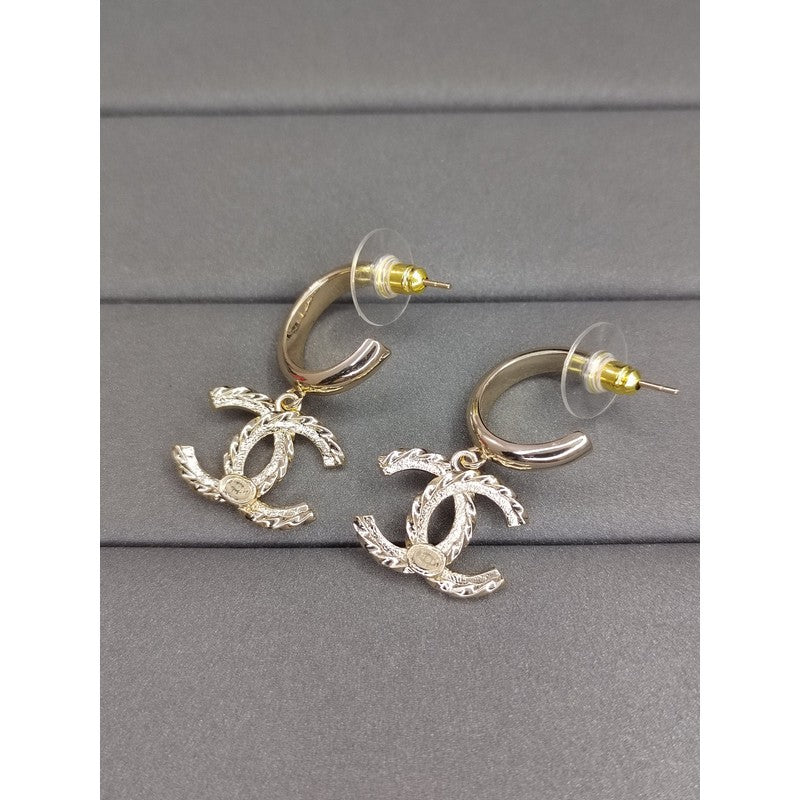 18K Chanel Diamond Pendant Earrings