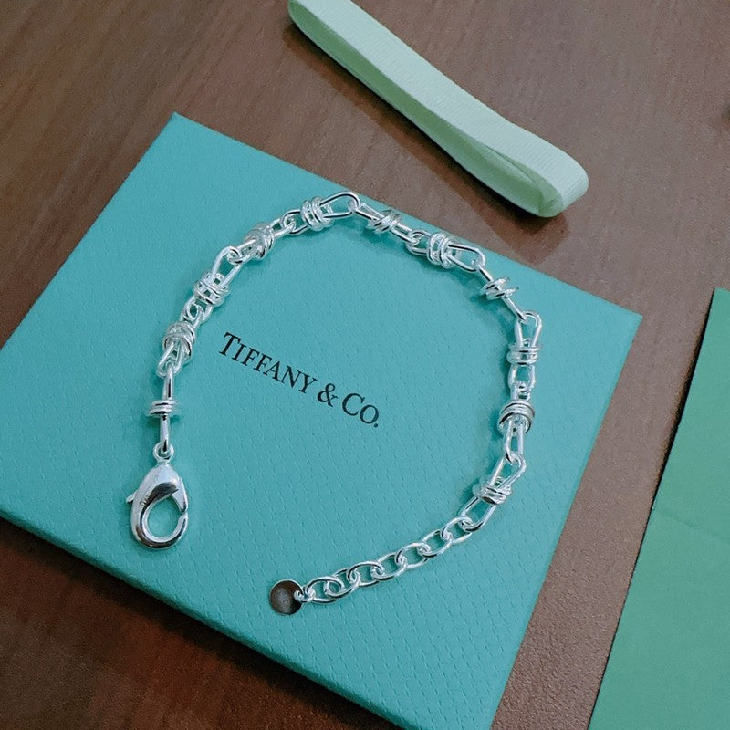 18K Return to Tiffany & Co. Lock Bracelet