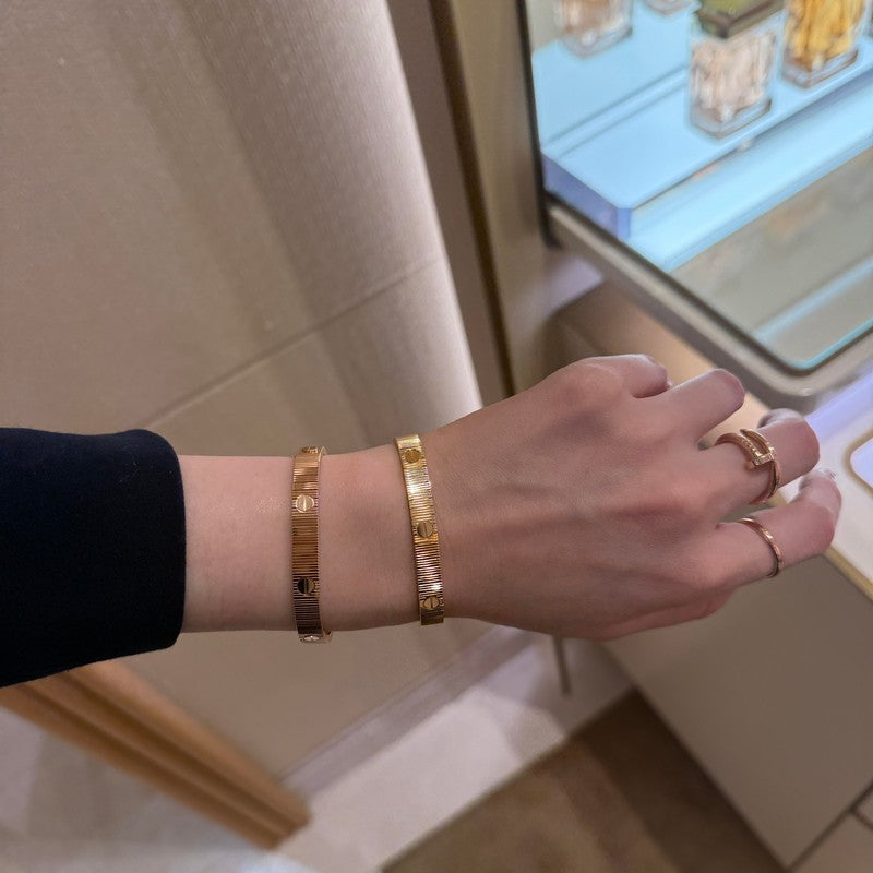 18K Cartier Love Unlimited Bracelet