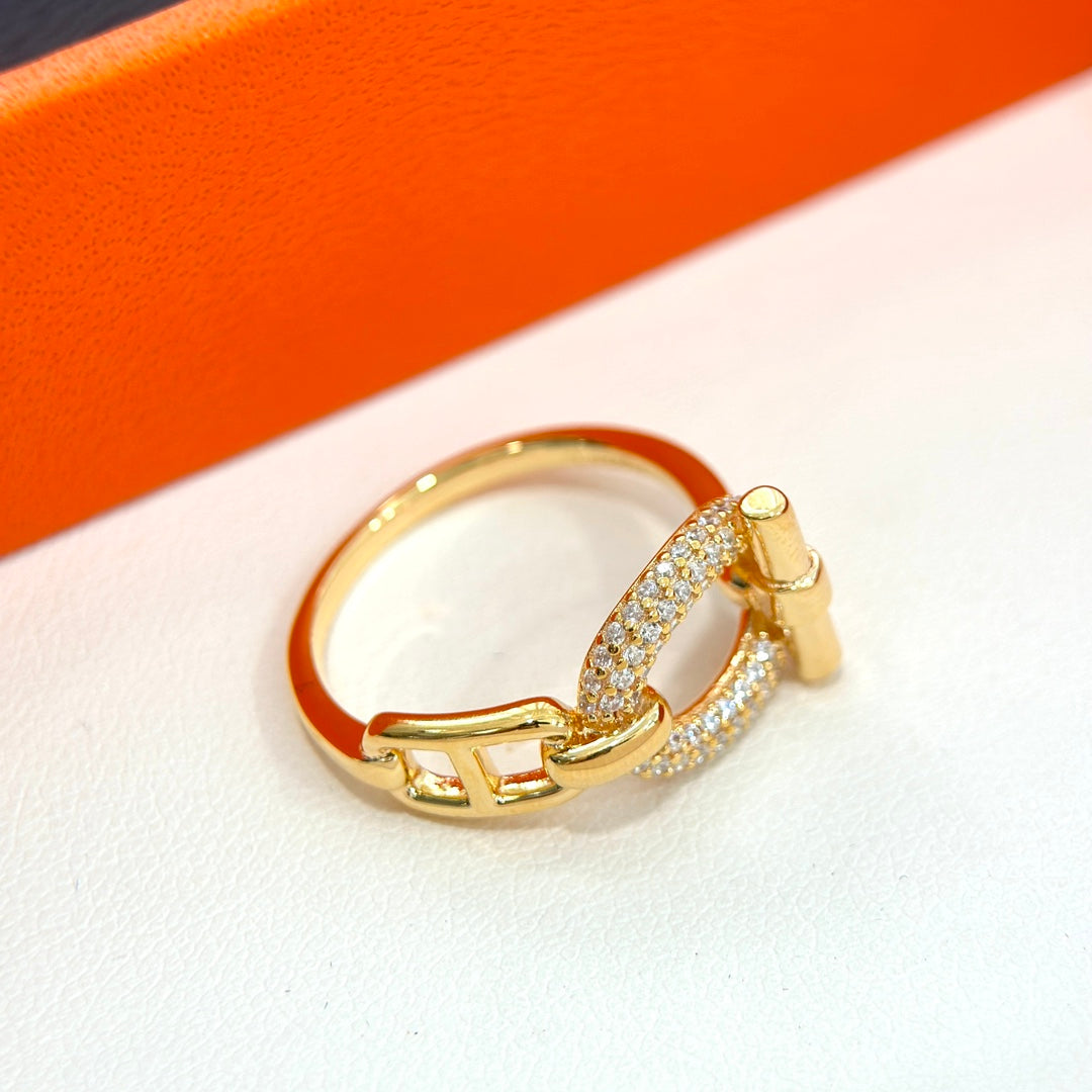 18K Adage Hermès Ring