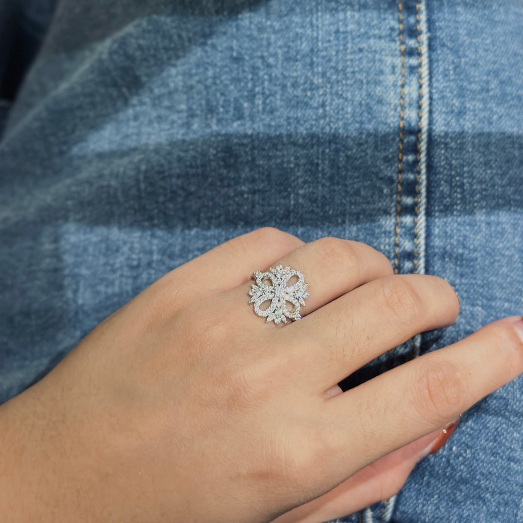 18K Tiffany & Co. Vinatge Flower Ring