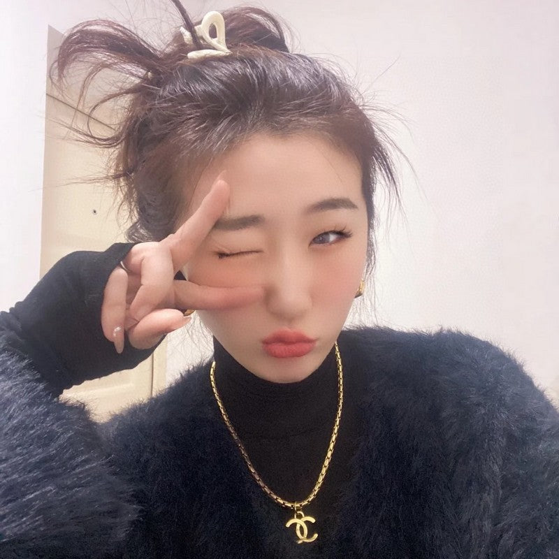 18K Chanel Vintage Gold Choker Necklace
