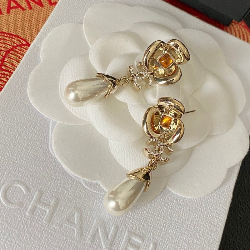 18K Chanel Camellia Pearl Earrings