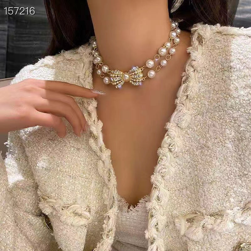 18K Chanel Bow Choker Necklace