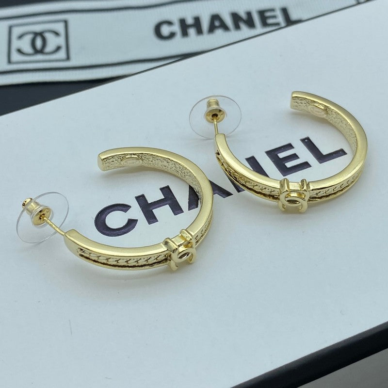 18K Chanel Circle Zircon Earrings