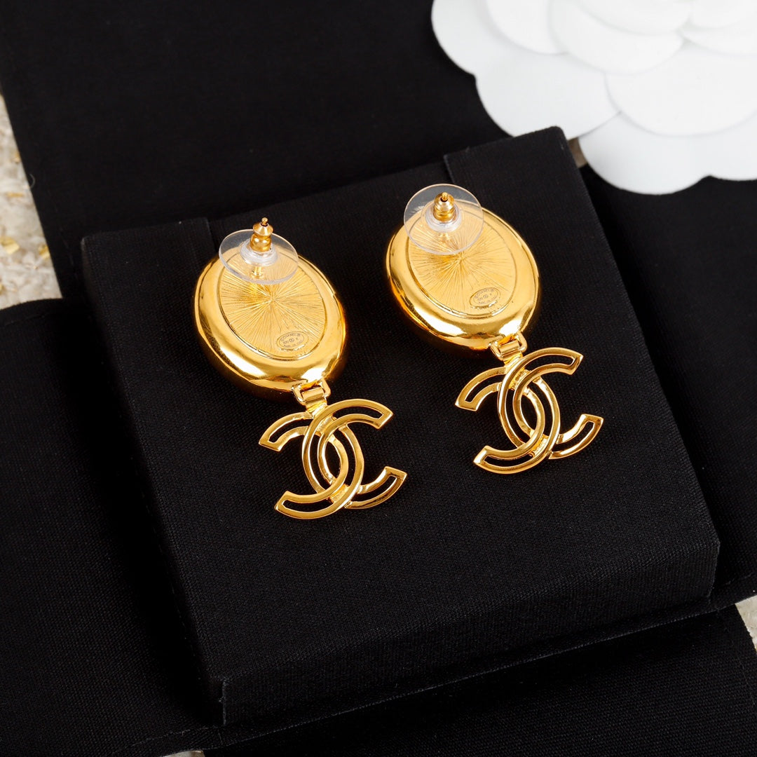 18K Chanel Big Pearl Pendant Earrings