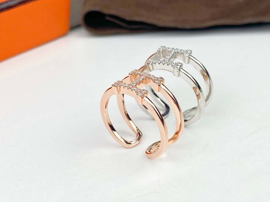 18K Ever Chaine D'ancre Hermès Ring