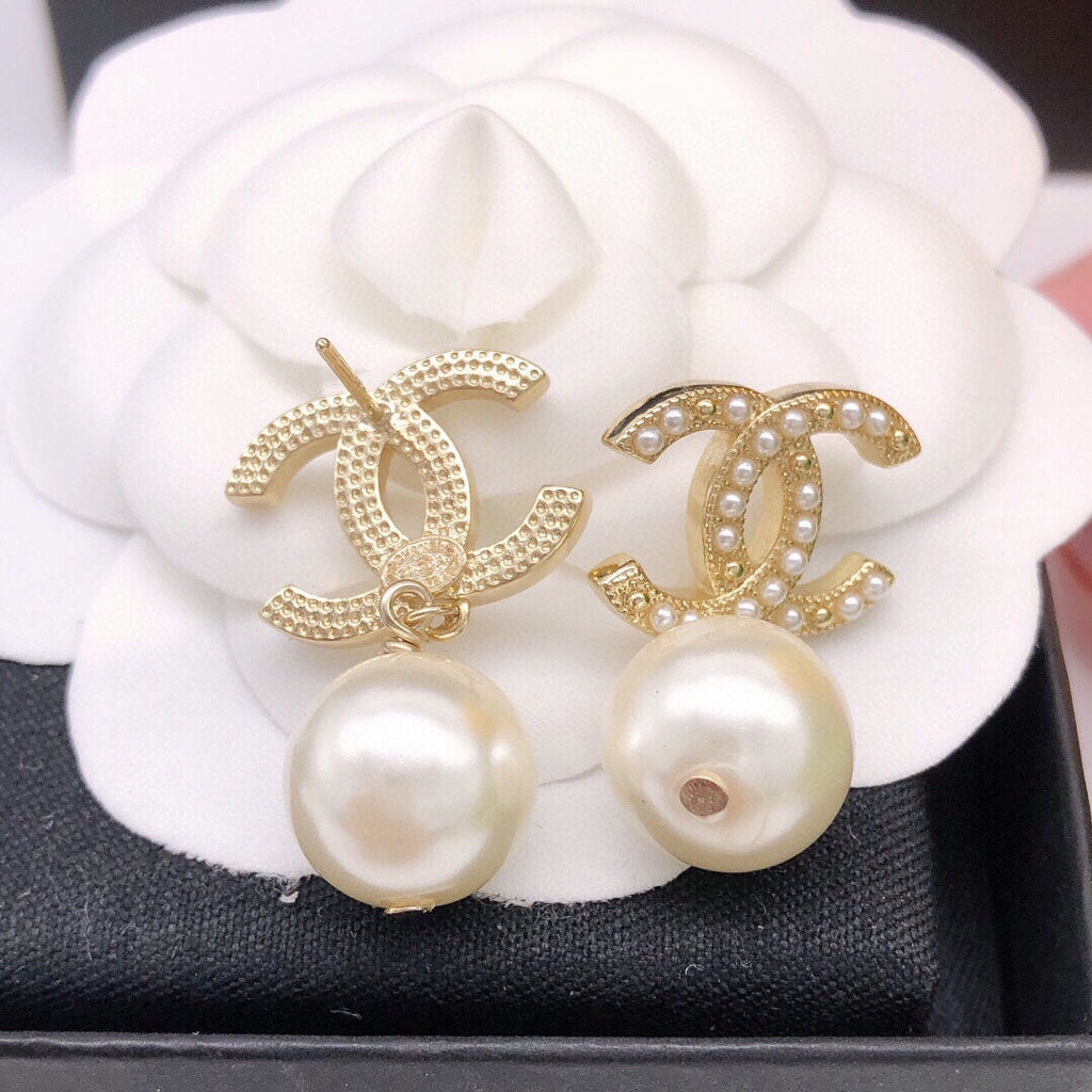 18K Chanel Pearl Drop Earrings