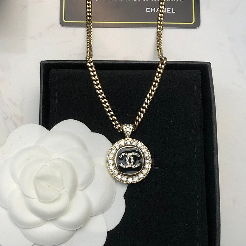18K Chanel Black & White Diamond Gold Necklace