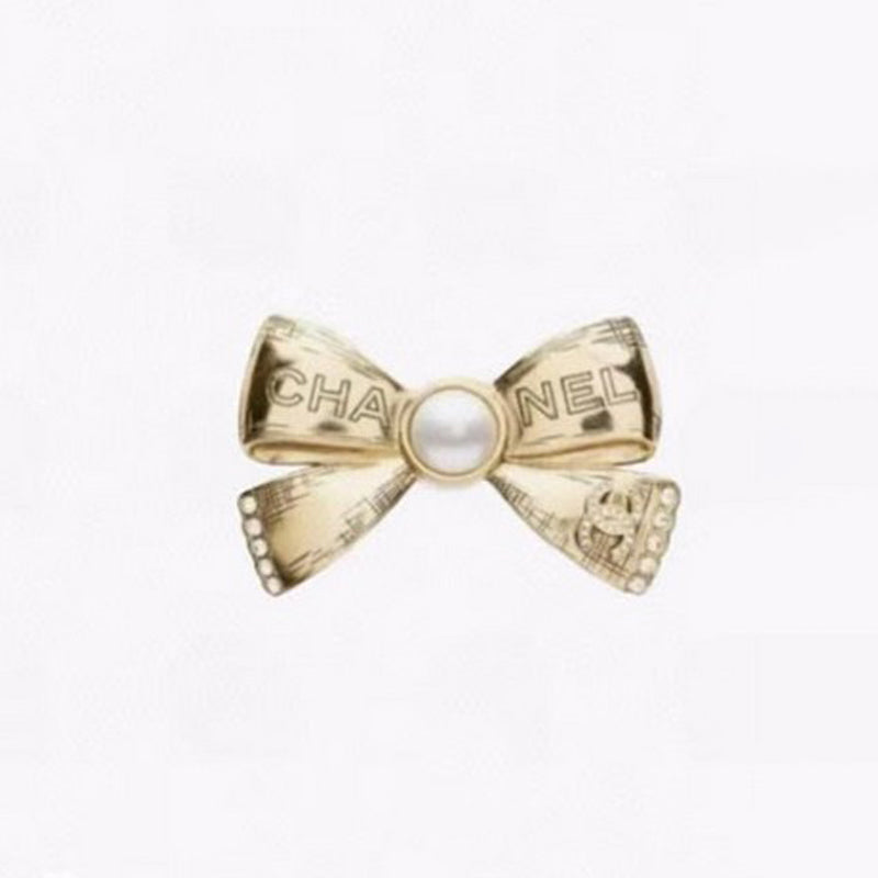 18K Chanel Bow Tie Gold Brooch