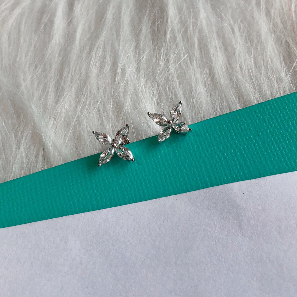 18K Tiffany & Co. Victoria Earrings