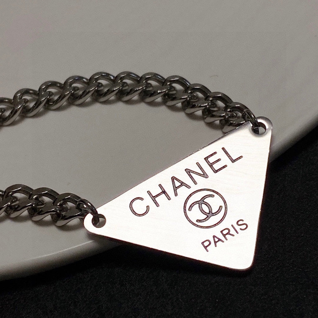 18K Chanel Triangle Necklace