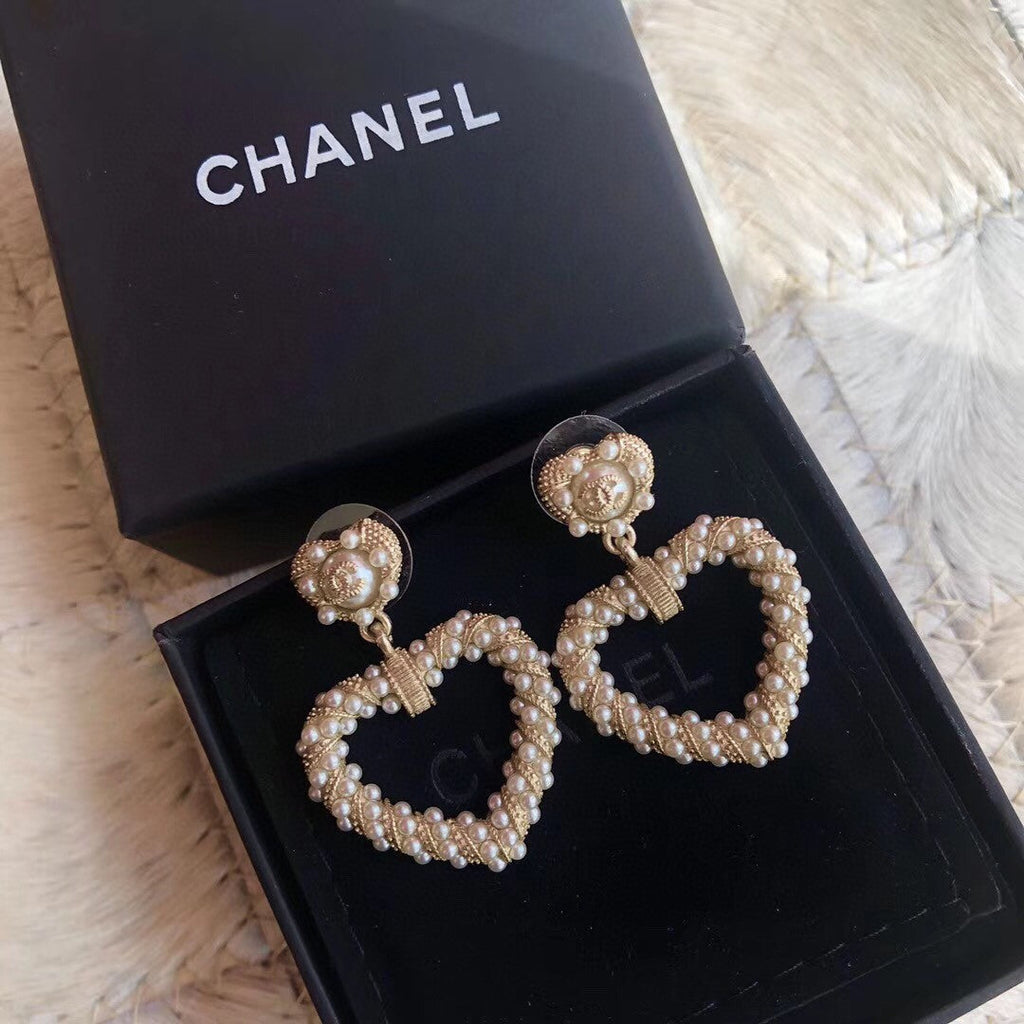 18K Chanel Heart Pendant Earrings