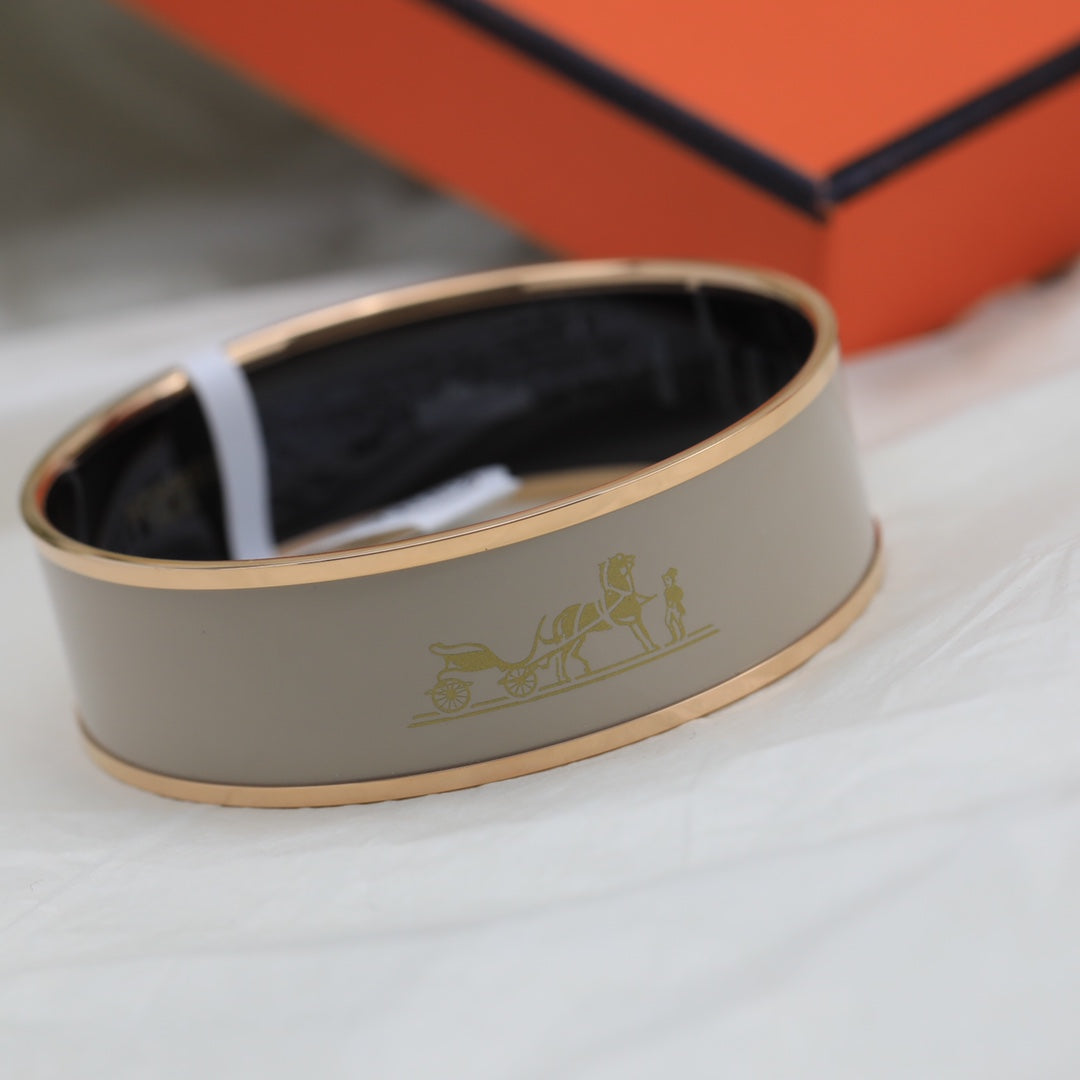 18K Enamel Cal¨¨che Wide Bangle Hermès Bracelet
