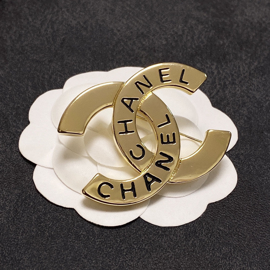 18K Chanel Script Brooch