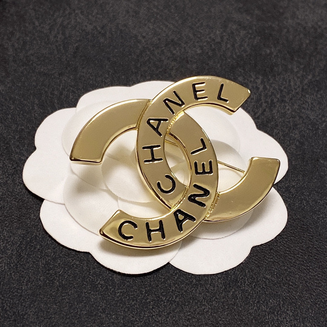 18K Chanel Script Brooch