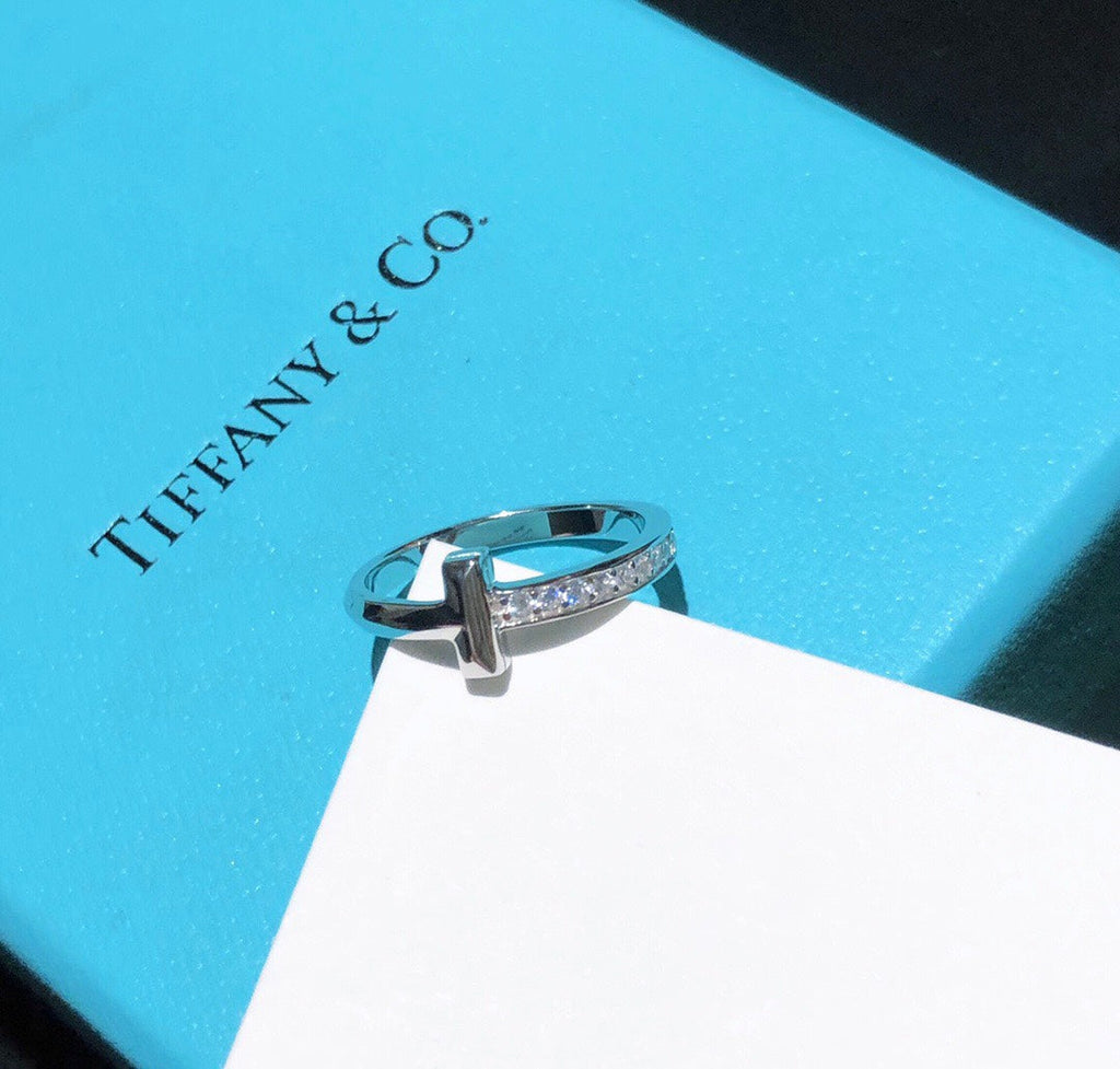 18K Tiffany & Co. T1 Diamond Ring