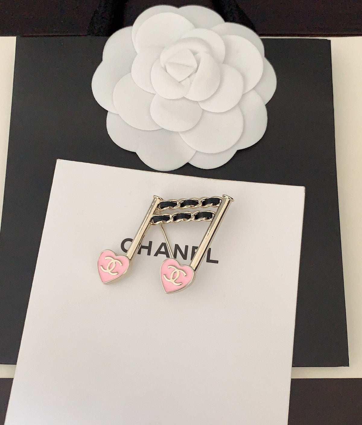 18K Chanel Music Symbol Brooch