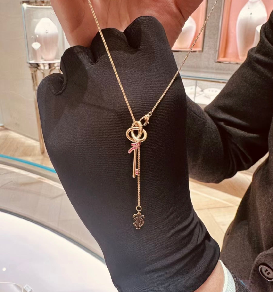 18K Tiffany & Co. Keys Woven Pink Diamonds Medium Necklace