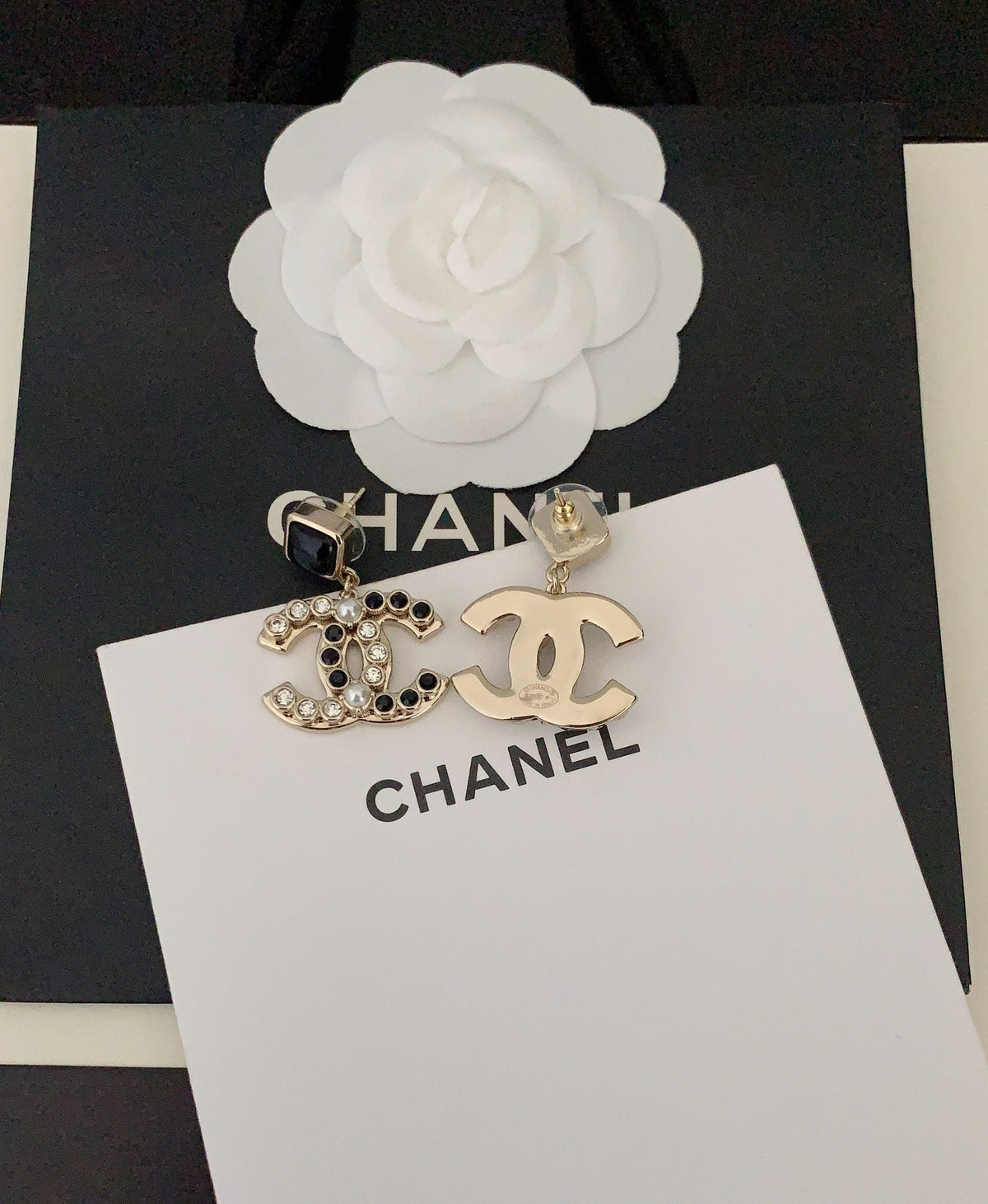 18K Chanel Black Crystals Earrings