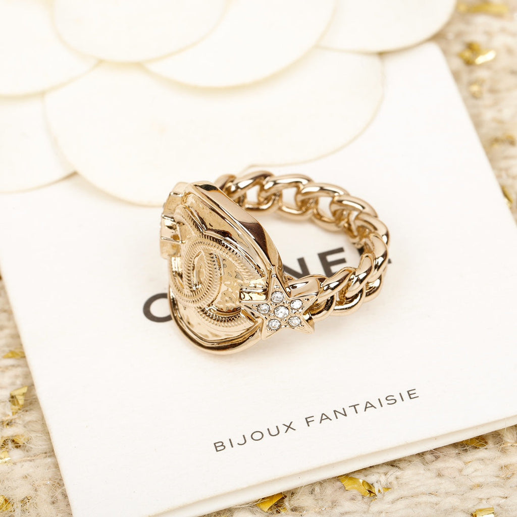 18K Chanel Chain Ring