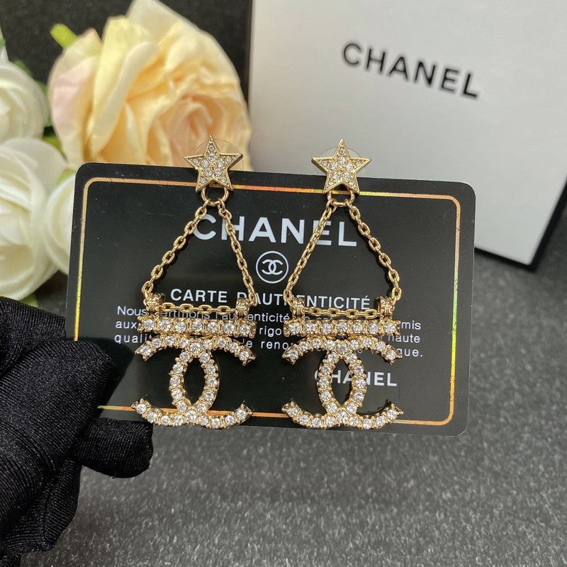18K Chanel Star Earrings