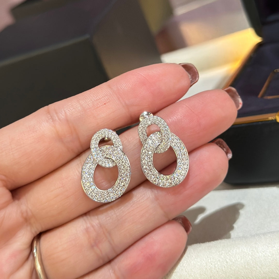 18K Van Cleef & Arpels Olympia Diamonds Earrings
