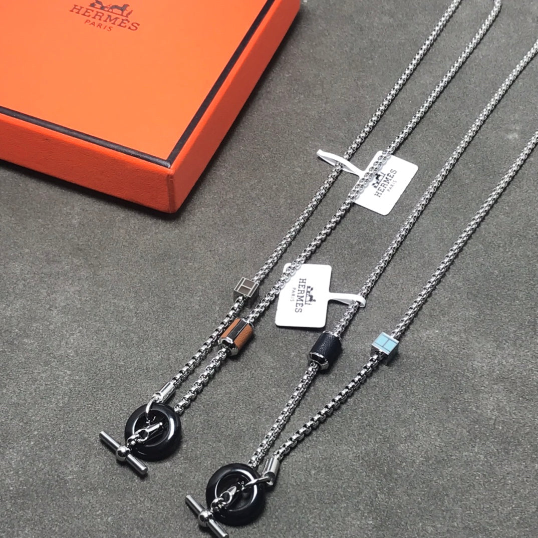 18K Meli-Melo Hermès Necklace