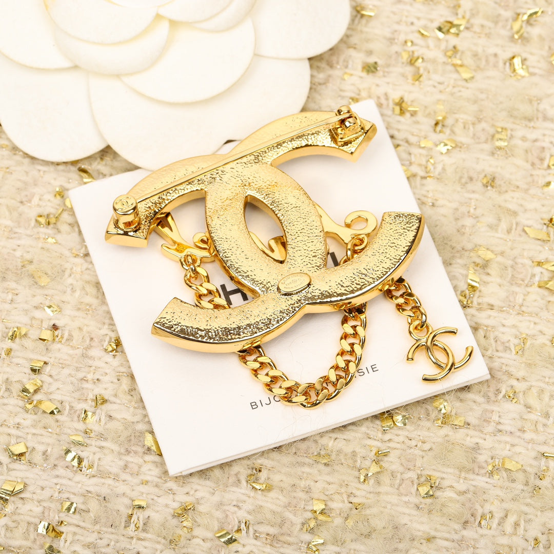 18K Chanel Black Chain Brooch