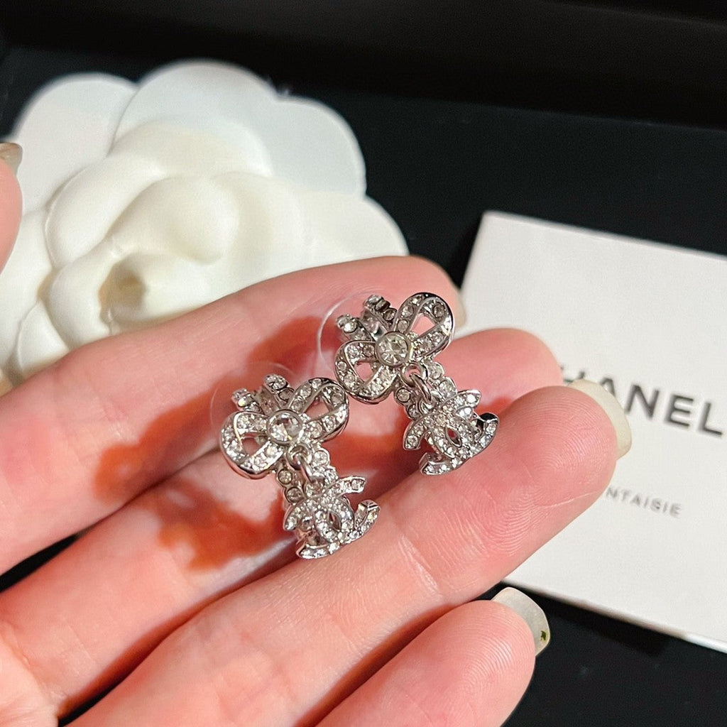 18K Chanel Diamond Pendant Earrings