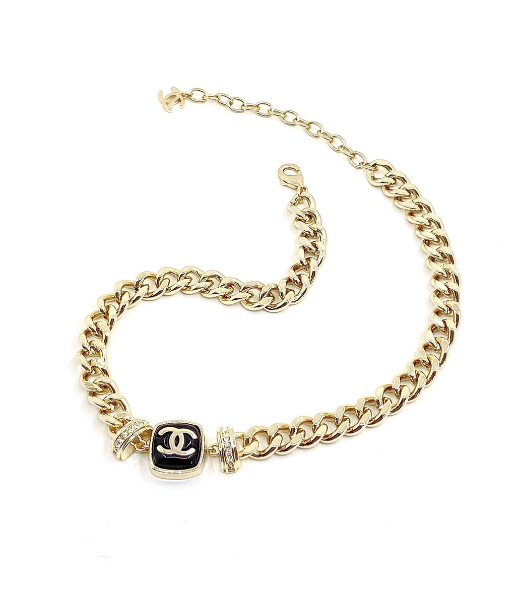 18K Chanel Diamonds Necklace