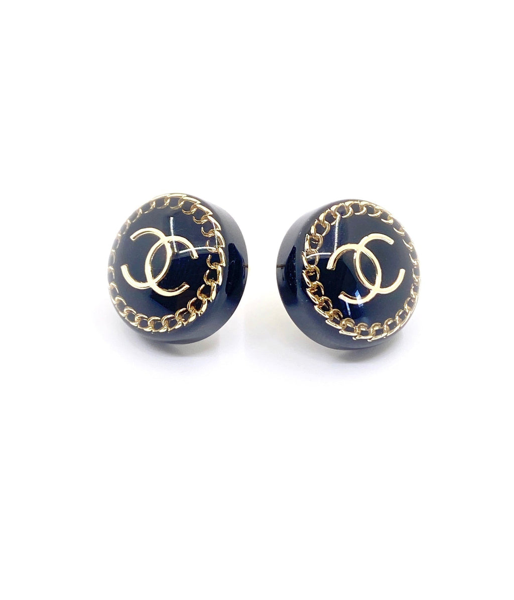 18K Chanel Circle Resin Earrings