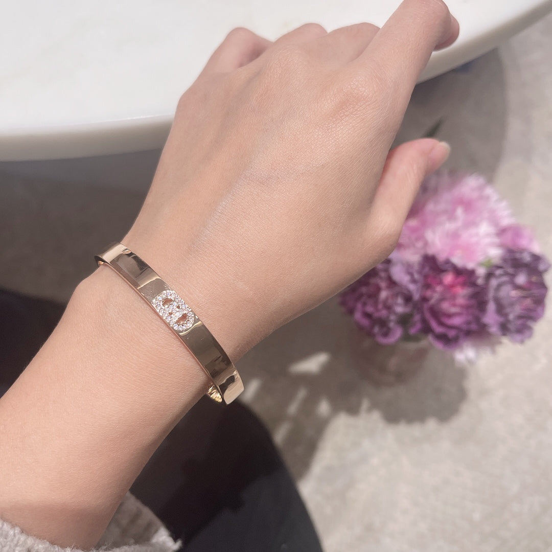 18K Hermès Diamonds Bracelet