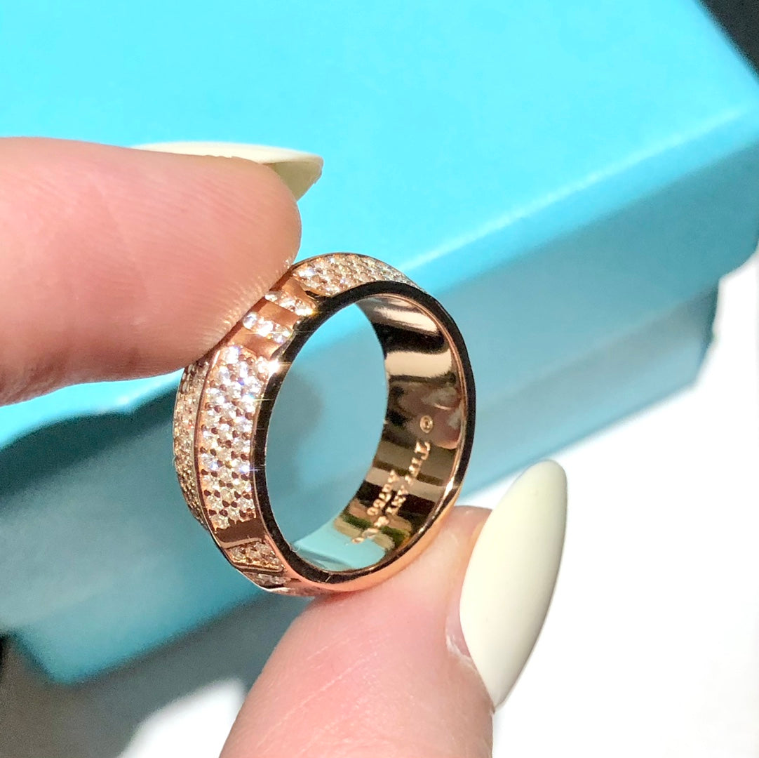 18K Tiffany & Co. Atlas x Closed Wide Ring