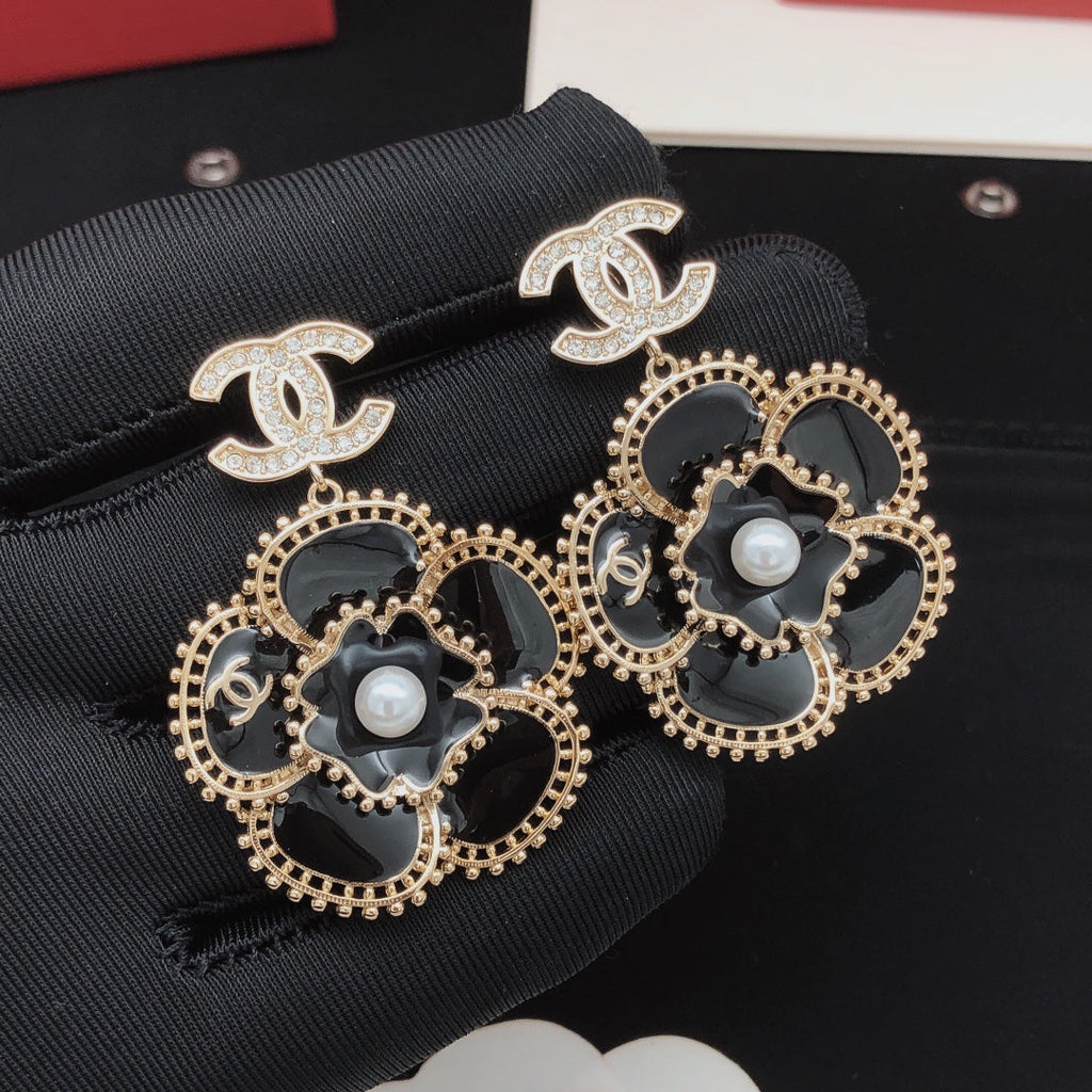 18K Chanel Camellia Diamond Earrings