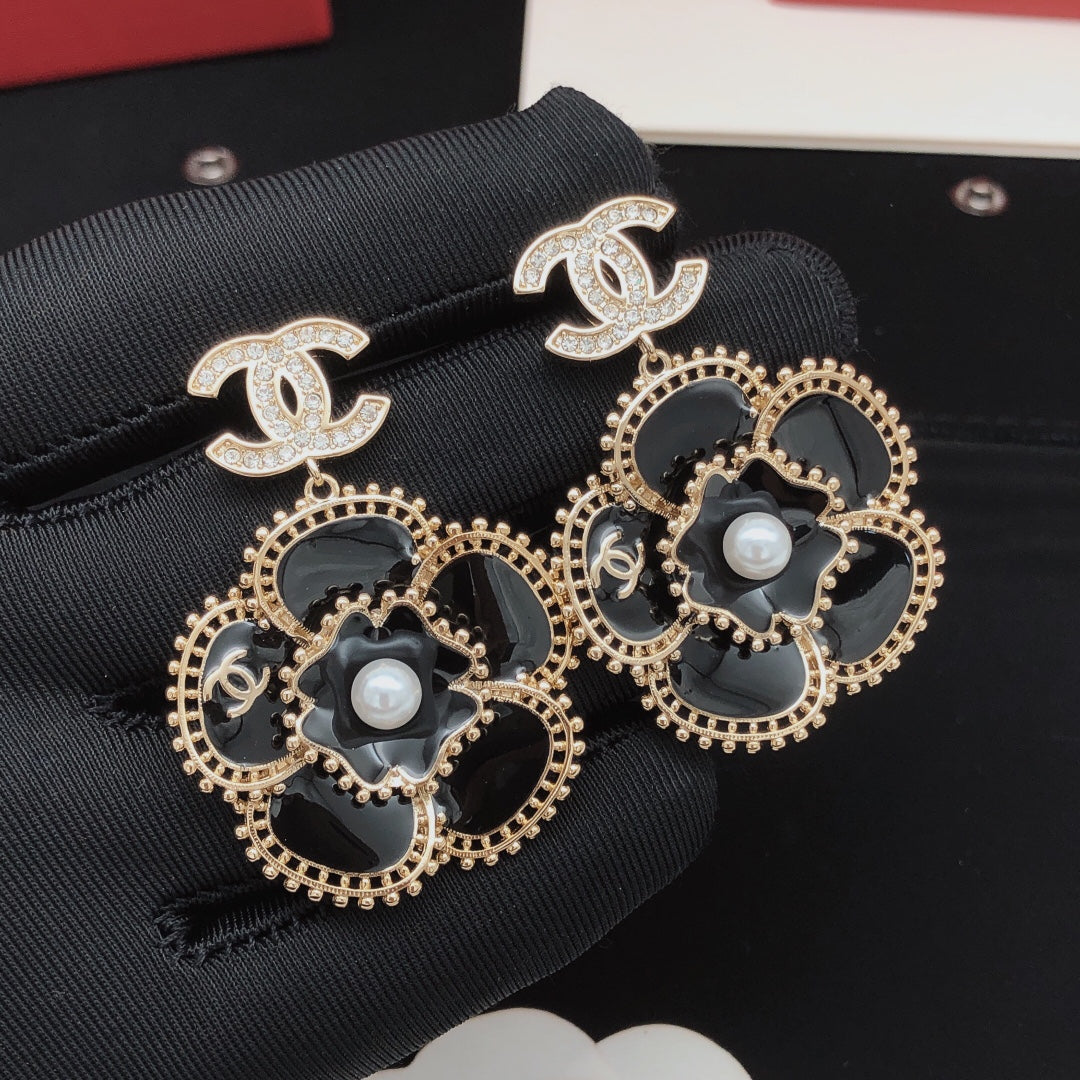 18K Chanel Camellia Diamond Earrings
